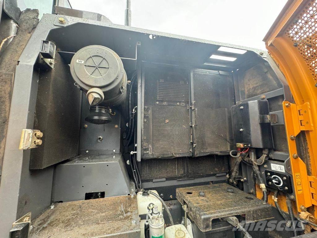 CASE CX 180 D Rupsgraafmachines