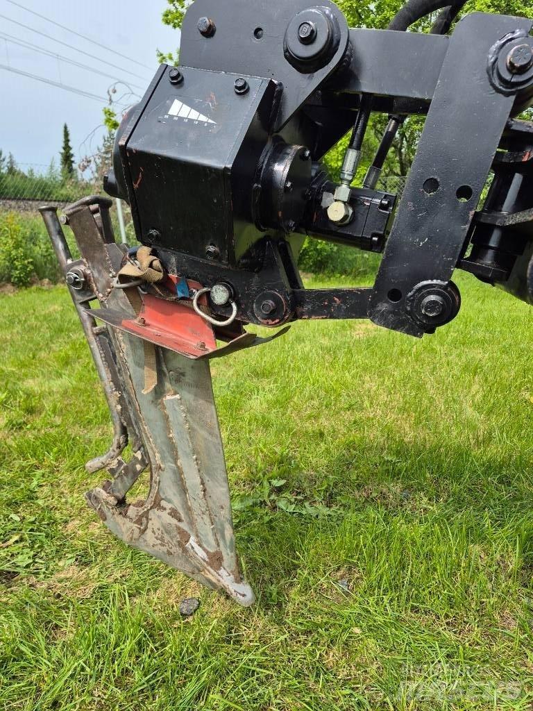 Ditch Witch R300 Sleuvengravers