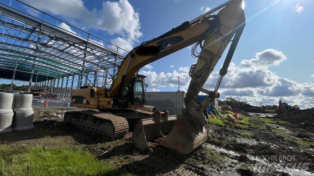 CAT 325 Dl Rupsgraafmachines