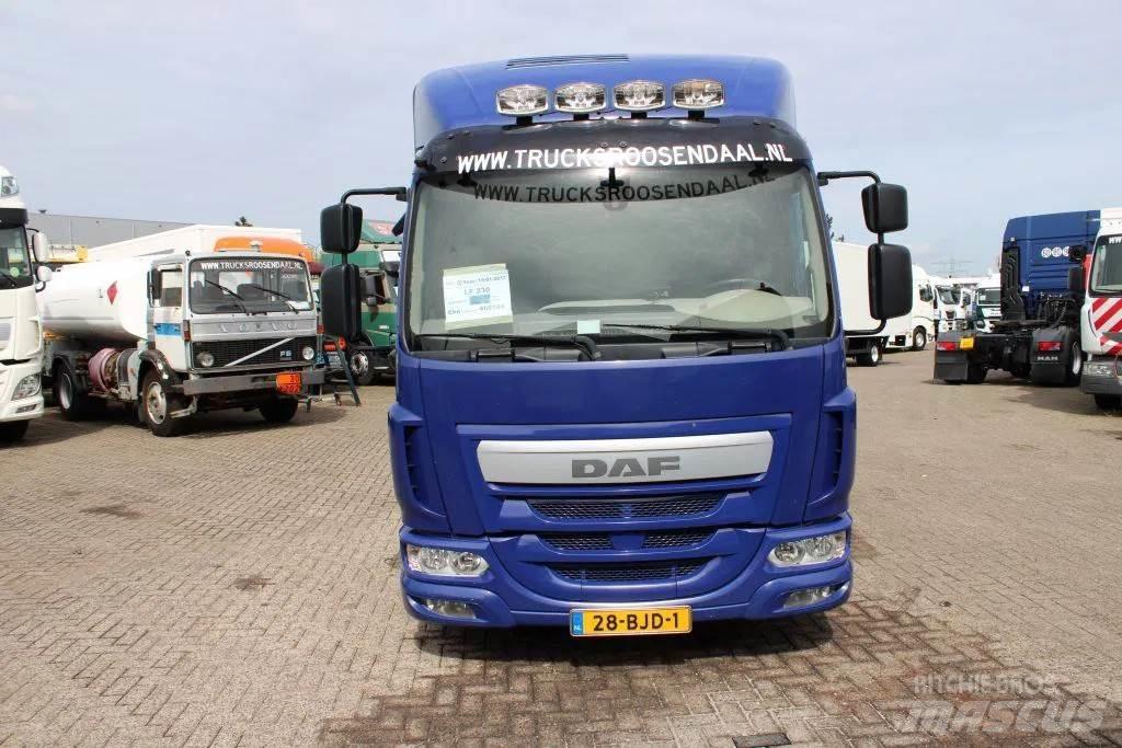 DAF LF 230 + EURO 6 Bakwagens met gesloten opbouw