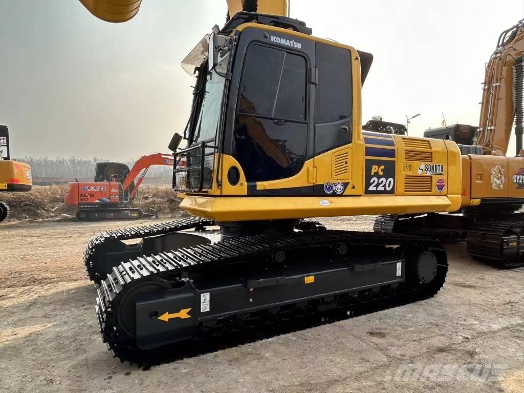 Komatsu 220 Rupsgraafmachines
