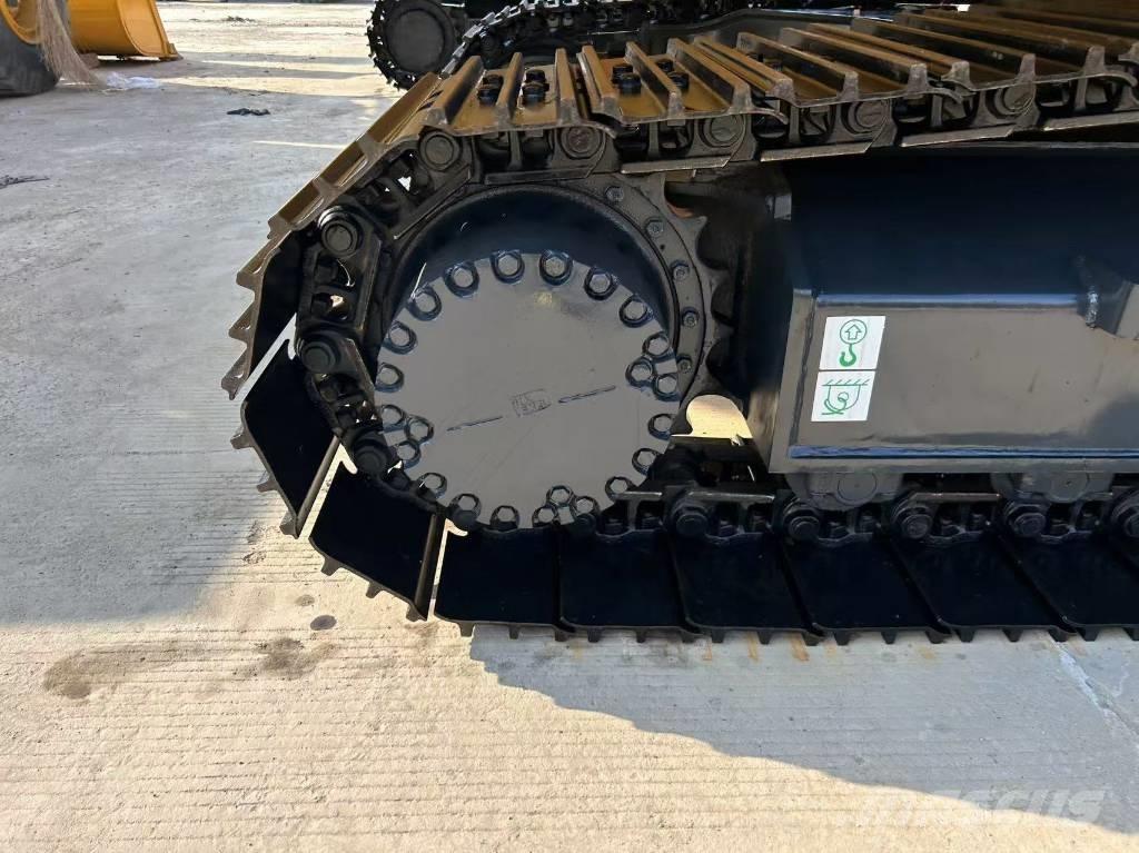 Komatsu 220 Rupsgraafmachines