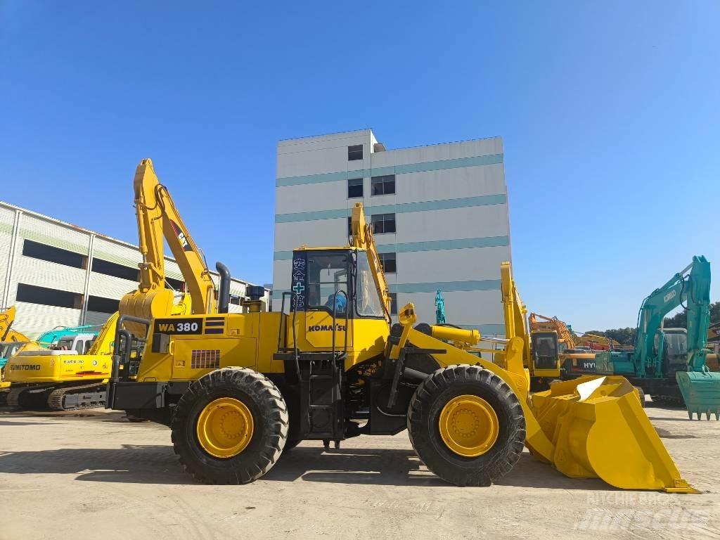 Komatsu WA 380-3 Wielladers