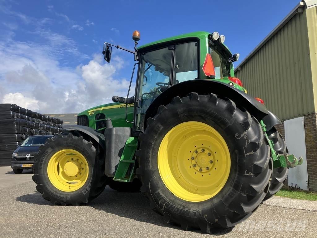 John Deere 6830 Tractoren