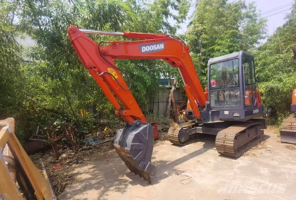 Doosan DH 55 Minigraafmachines < 7t