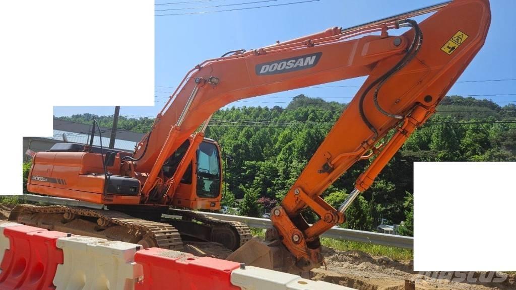 Doosan DX 300 LC Rupsgraafmachines