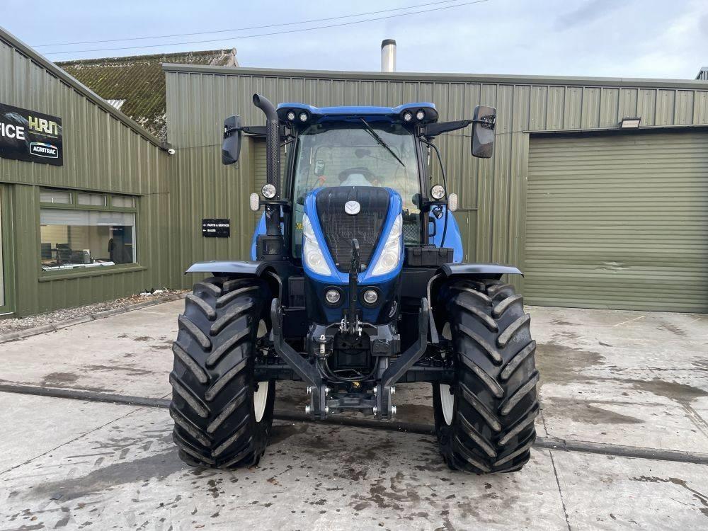 New Holland T 7.210 Tractoren