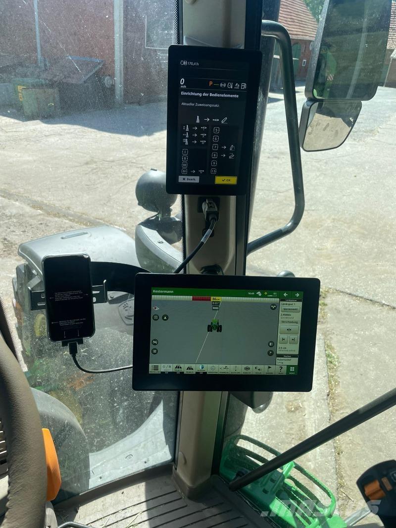 John Deere 6M155 Tractoren