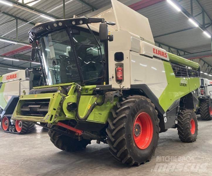 CLAAS LEXION 6800 Maaidorsmachines