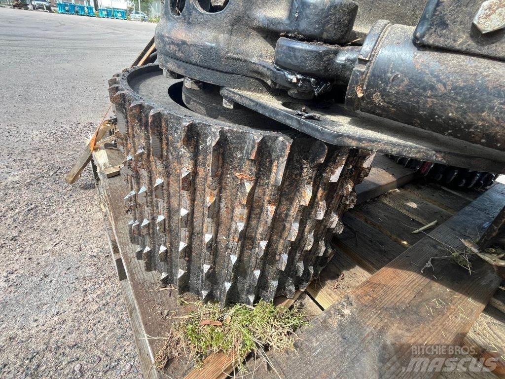 Komatsu S92 Boomvelkoppen