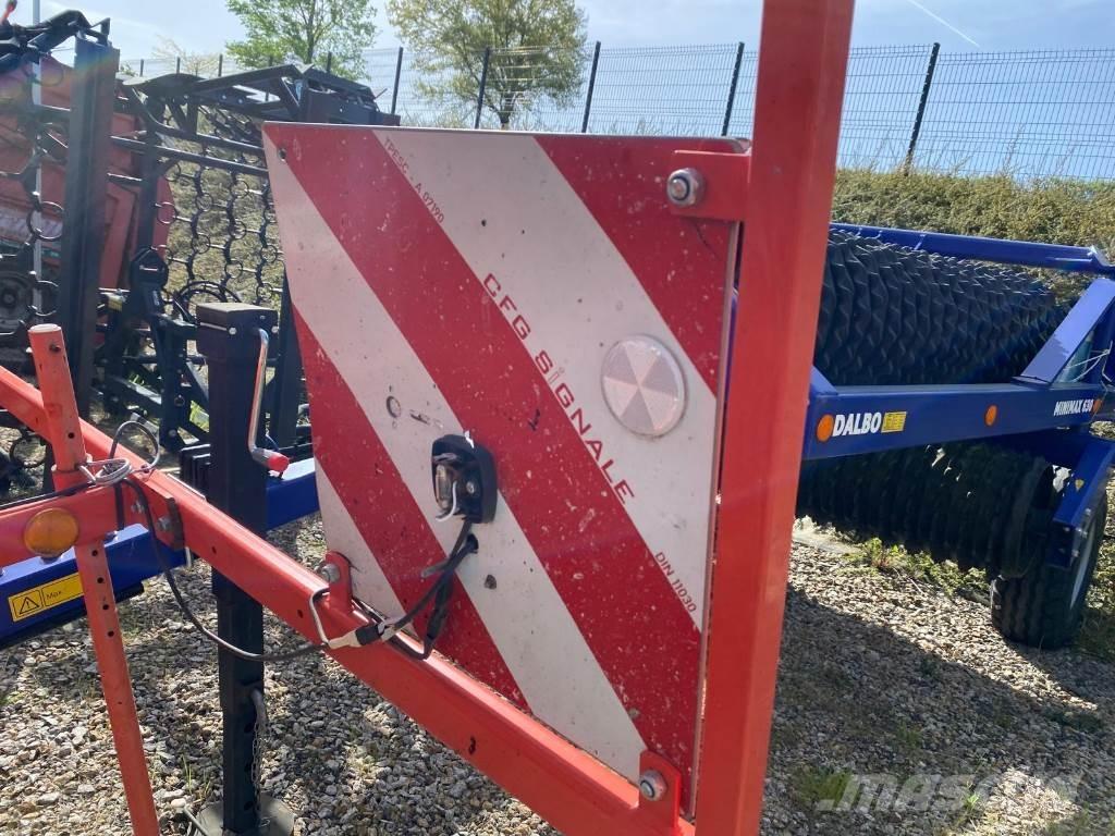Kuhn GF8702 Schudders