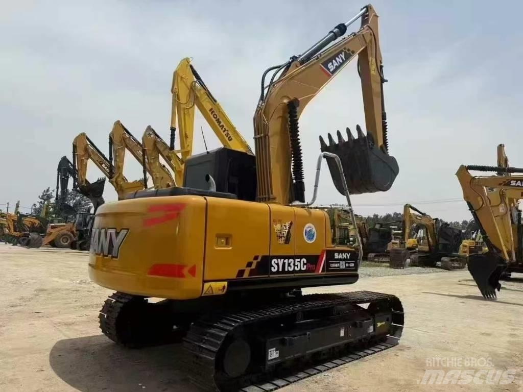 Sany SY 135 C Rupsgraafmachines