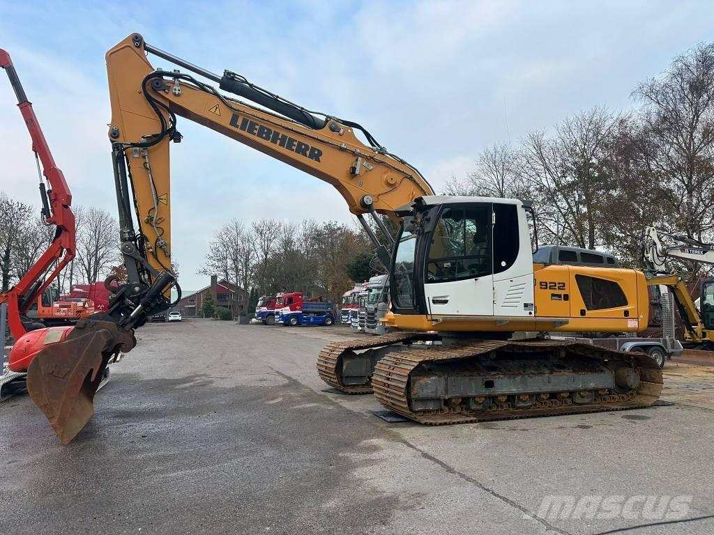 Liebherr R 922 L Rupsgraafmachines