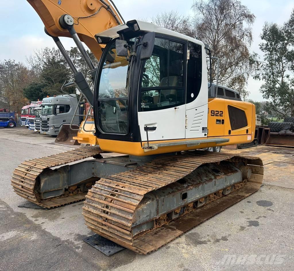 Liebherr R 922 L Rupsgraafmachines