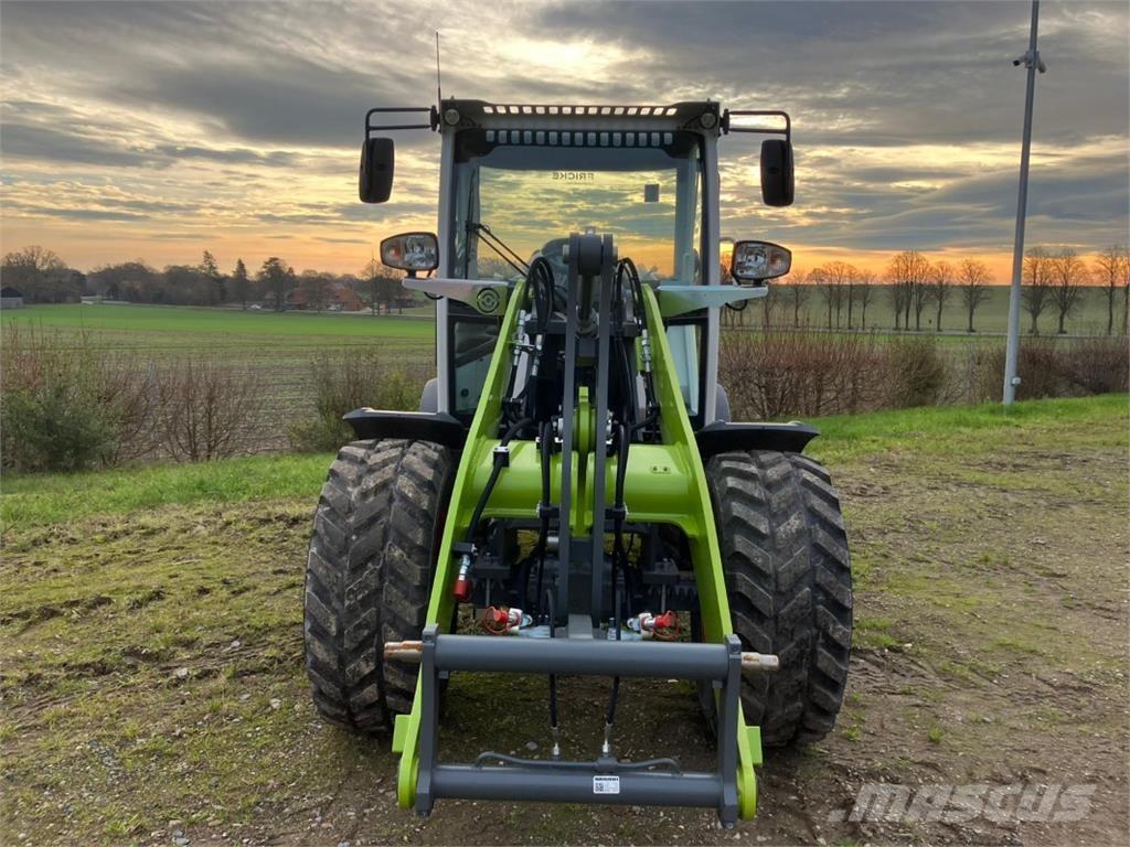 CLAAS Torion 530 Wielladers