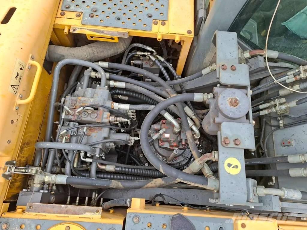 Volvo EC 290 C N L Rupsgraafmachines