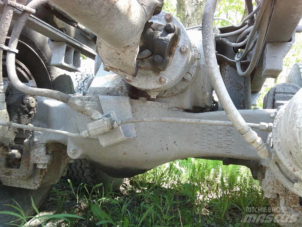 Mack RB 688 S Chassis met cabine