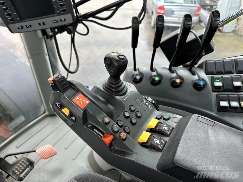 CLAAS Axion 810 CIS Tractoren