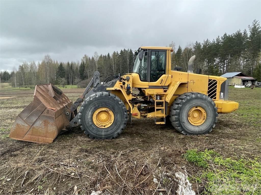 Volvo L220F Wielladers