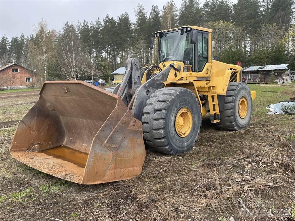 Volvo L220F Wielladers