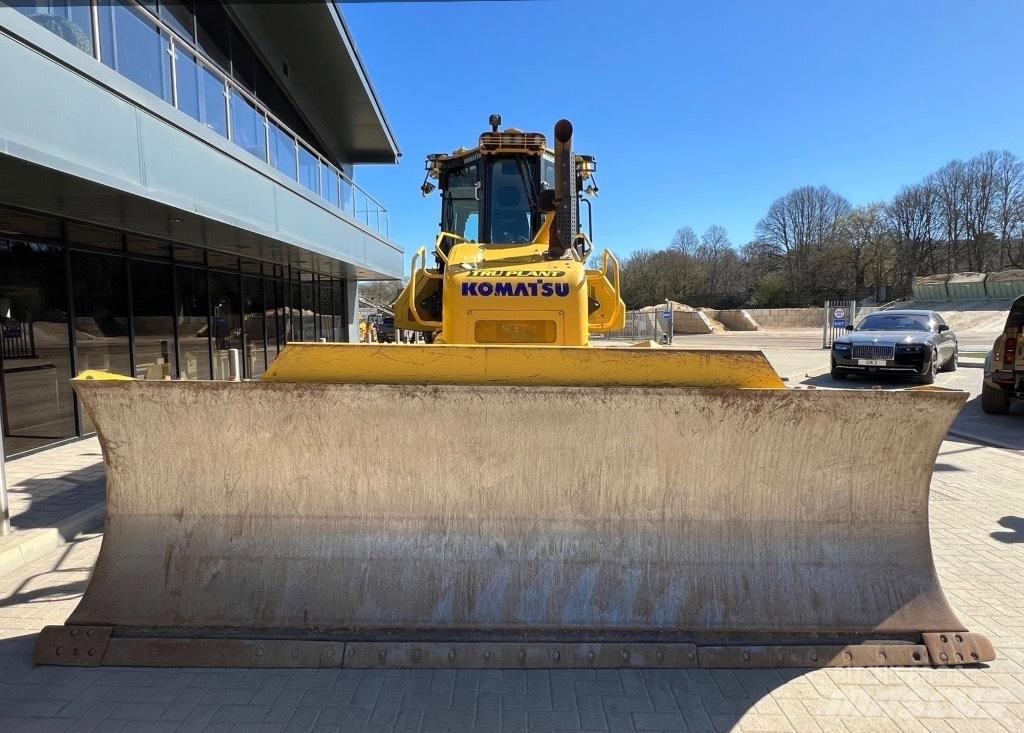 Komatsu D 71P Xi Rupsdozers