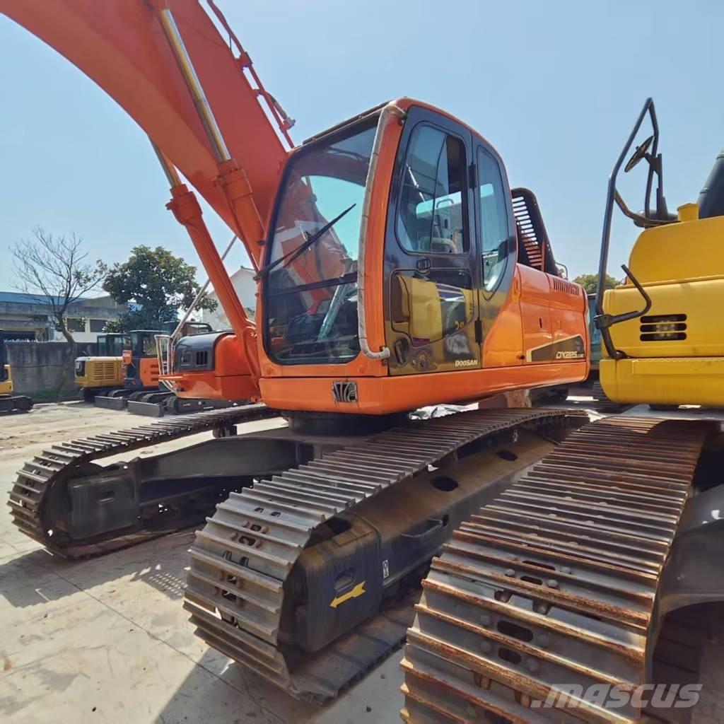 Doosan DX225LC-9C Rupsgraafmachines