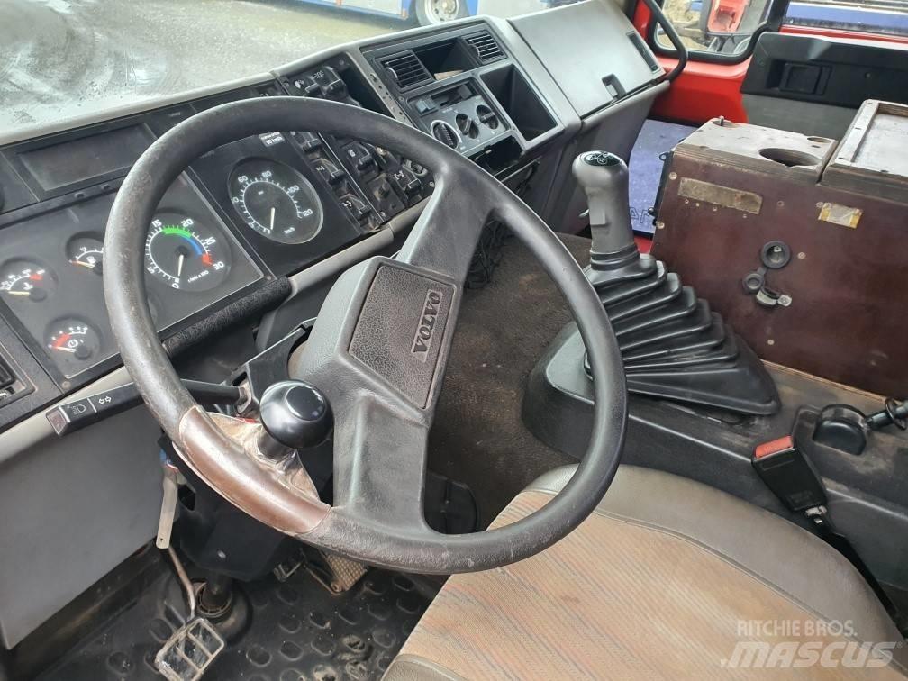 Volvo FL614 Sleepwagens