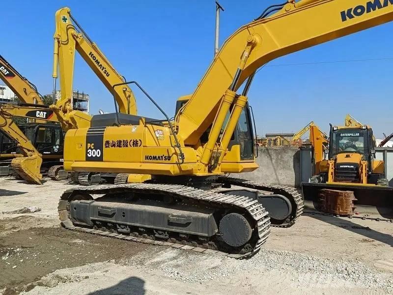 Komatsu PC 300 Rupsgraafmachines