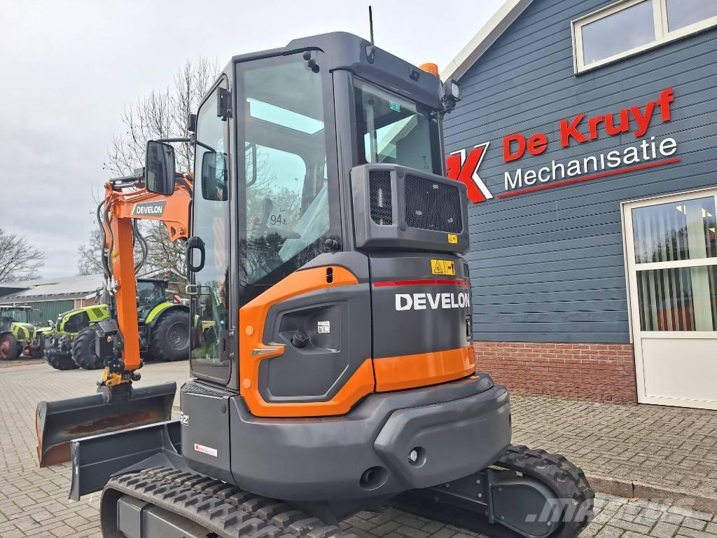 Develon DX 35 Z-7 Minigraafmachines < 7t