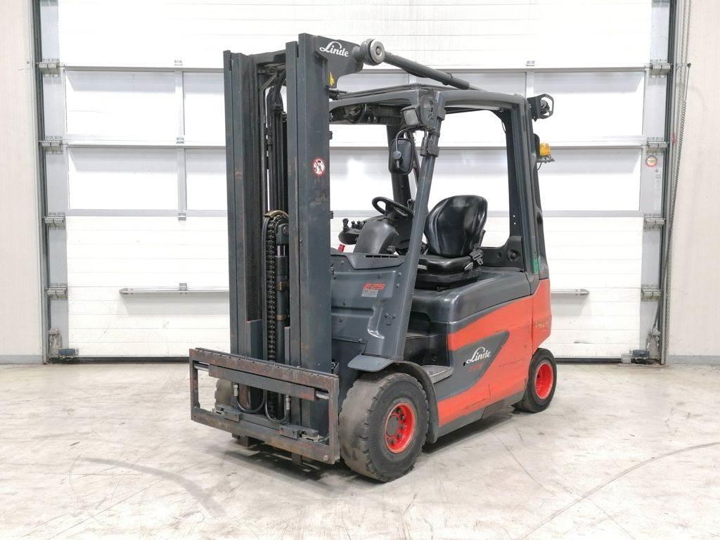 Linde E25-01 Elektrische heftrucks