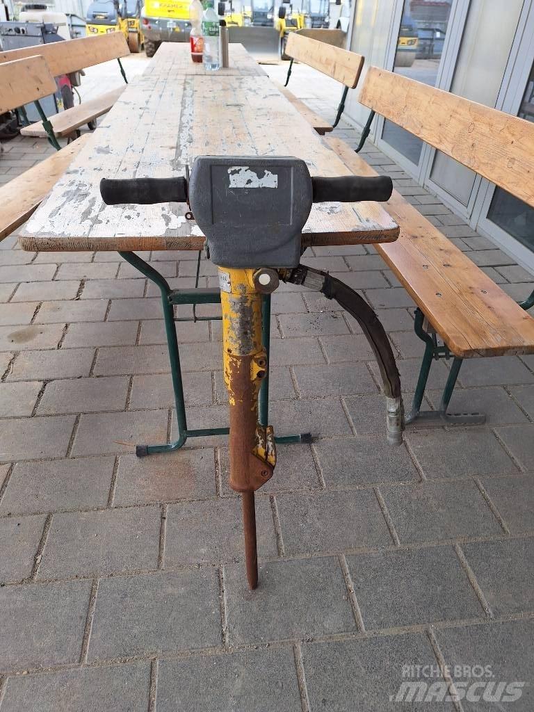 Atlas Copco LH 180 Hamers en brekers