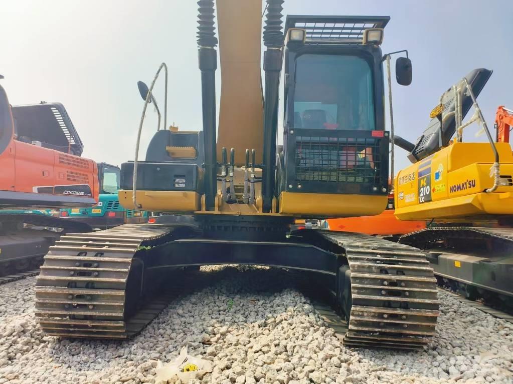 CAT 320 D Rupsgraafmachines