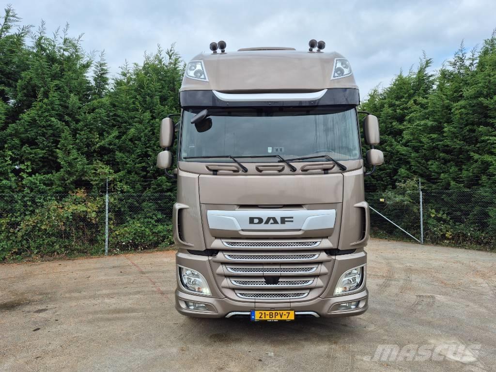 DAF XF 106.530 Trekkers