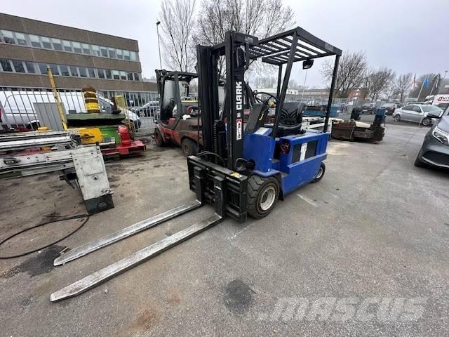 Clark EM 2,5 Elektrische heftrucks