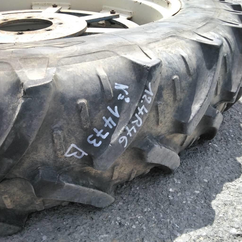 Kleber 12.4R46 Banden, wielen en velgen