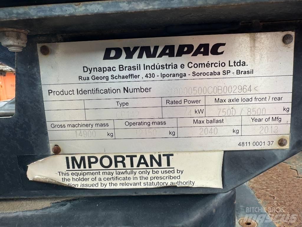 Dynapac CP 142 Bandenwalsen