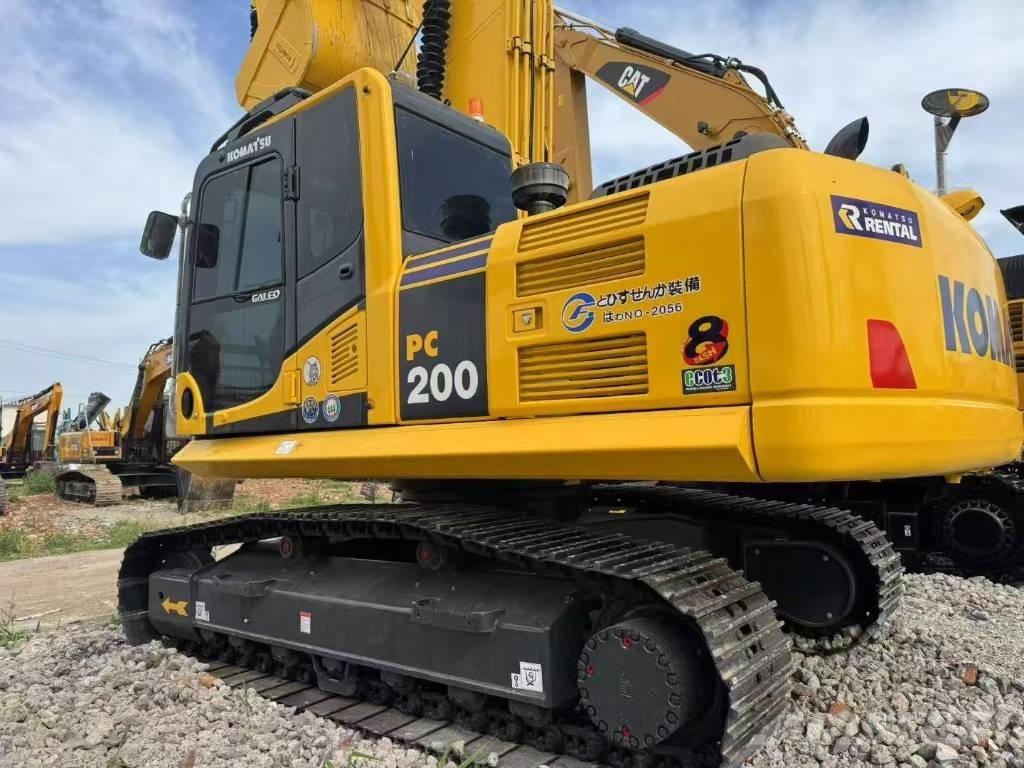 Komatsu 200-8 Rupsgraafmachines