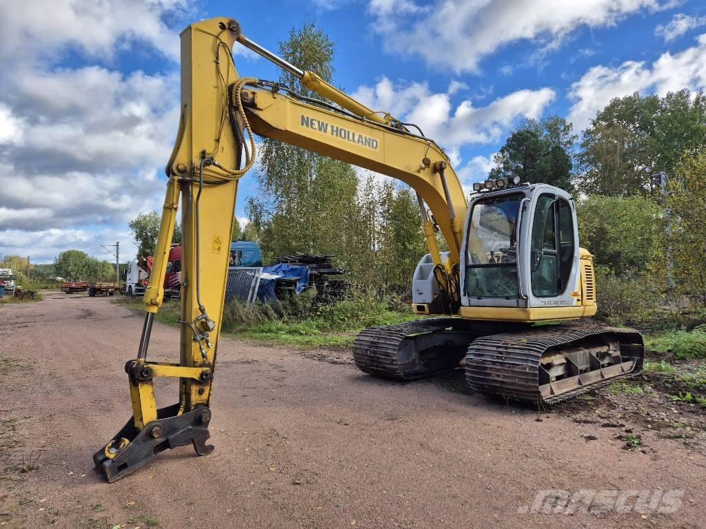 New Holland E 135 SR Rupsgraafmachines