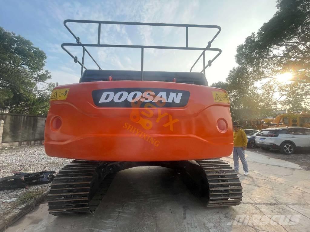 Doosan DX 300 Rupsgraafmachines