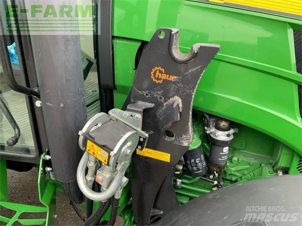 John Deere 5115 M Tractoren