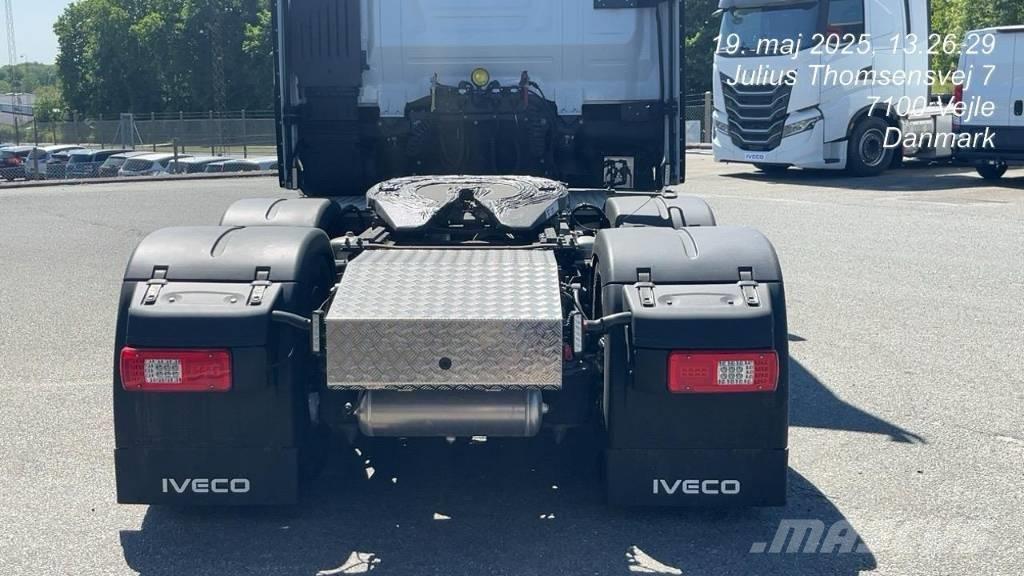 Iveco S-Way Trekkers