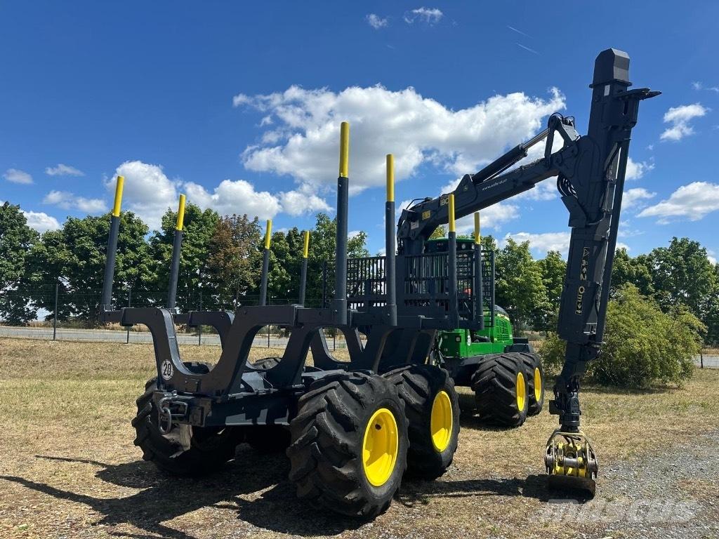 John Deere 1210G Uitrijwagens