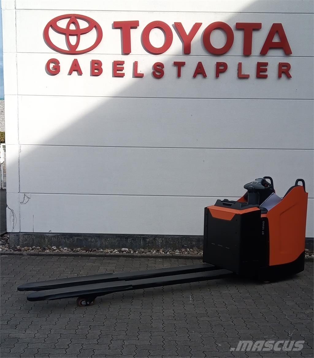 Toyota LPE 250 Meeloop stapelaar