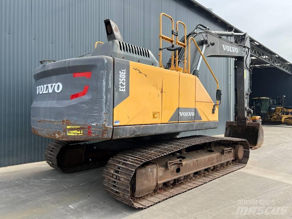 Volvo EC 250 EL Rupsgraafmachines