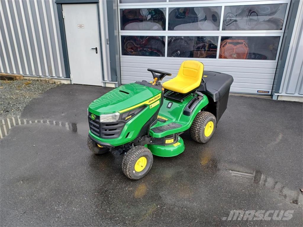 John Deere X147R Greensmaaier