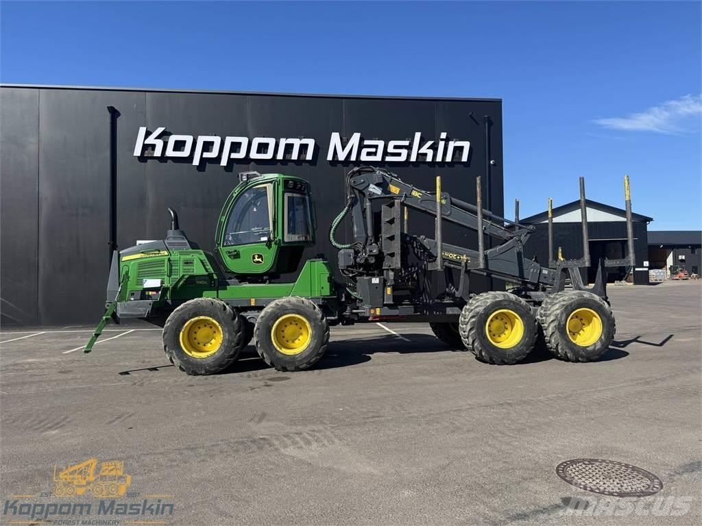 John Deere 1110G Uitrijwagens
