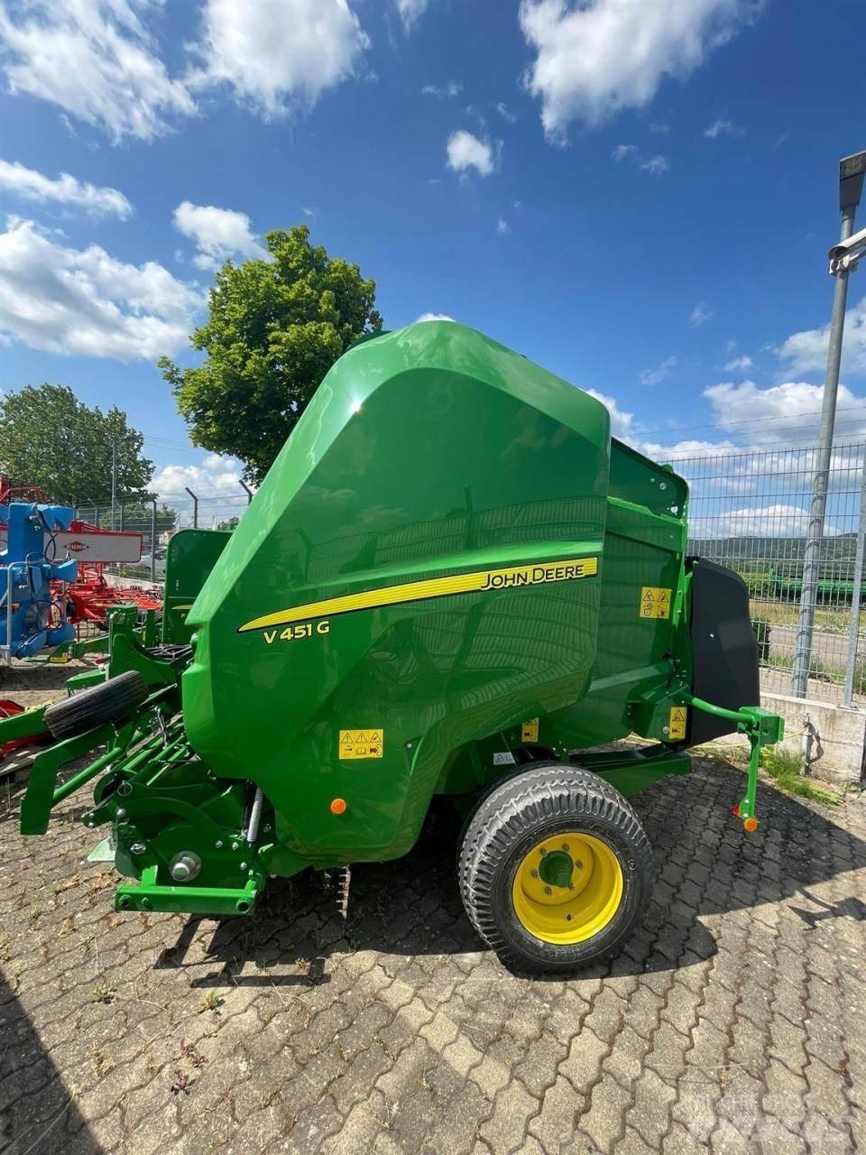 John Deere V451G Ronde-balenpersen