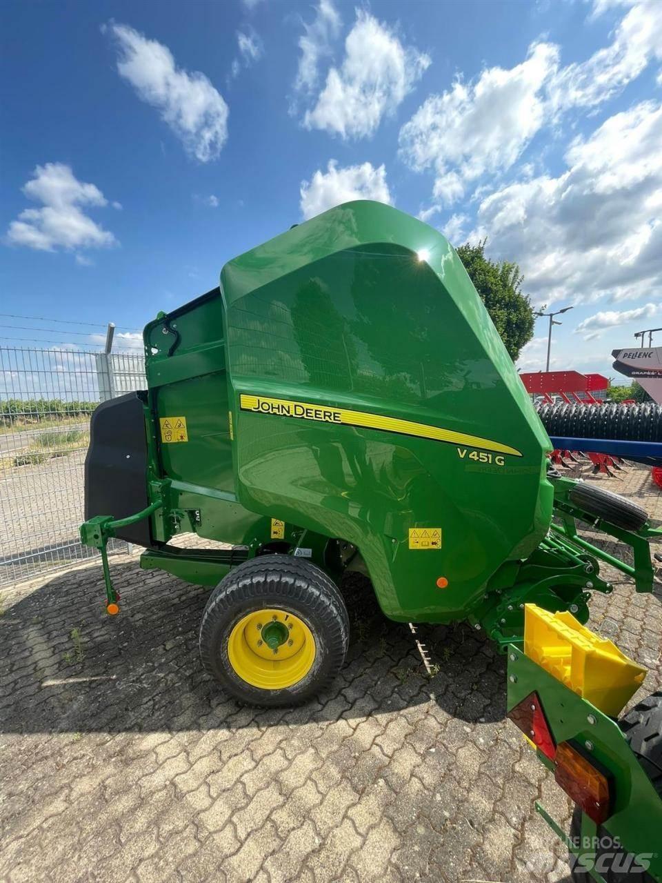 John Deere V451G Ronde-balenpersen