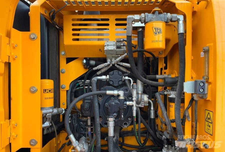 JCB JS 220 N LC Rupsgraafmachines