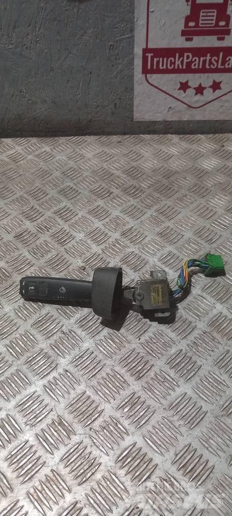 Volvo FH 12    21005296 Cabine en interieur